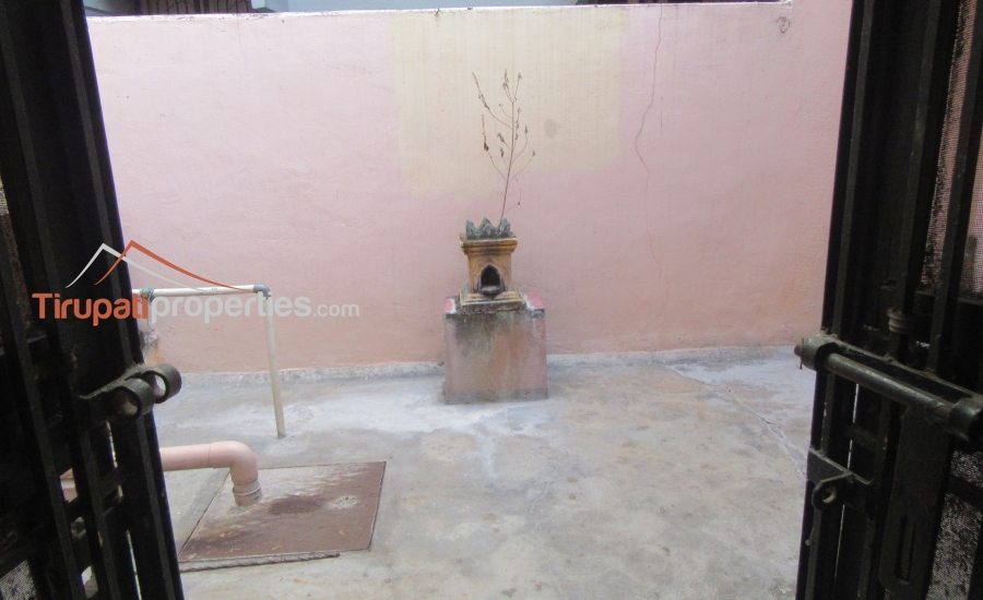 33 Anks G + 1 West Facing #Old #Resale #Independent #HouseforSale in Prashanthi Nagar, #Tirupati